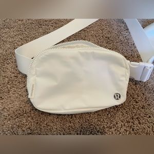 Lululemon belt bag